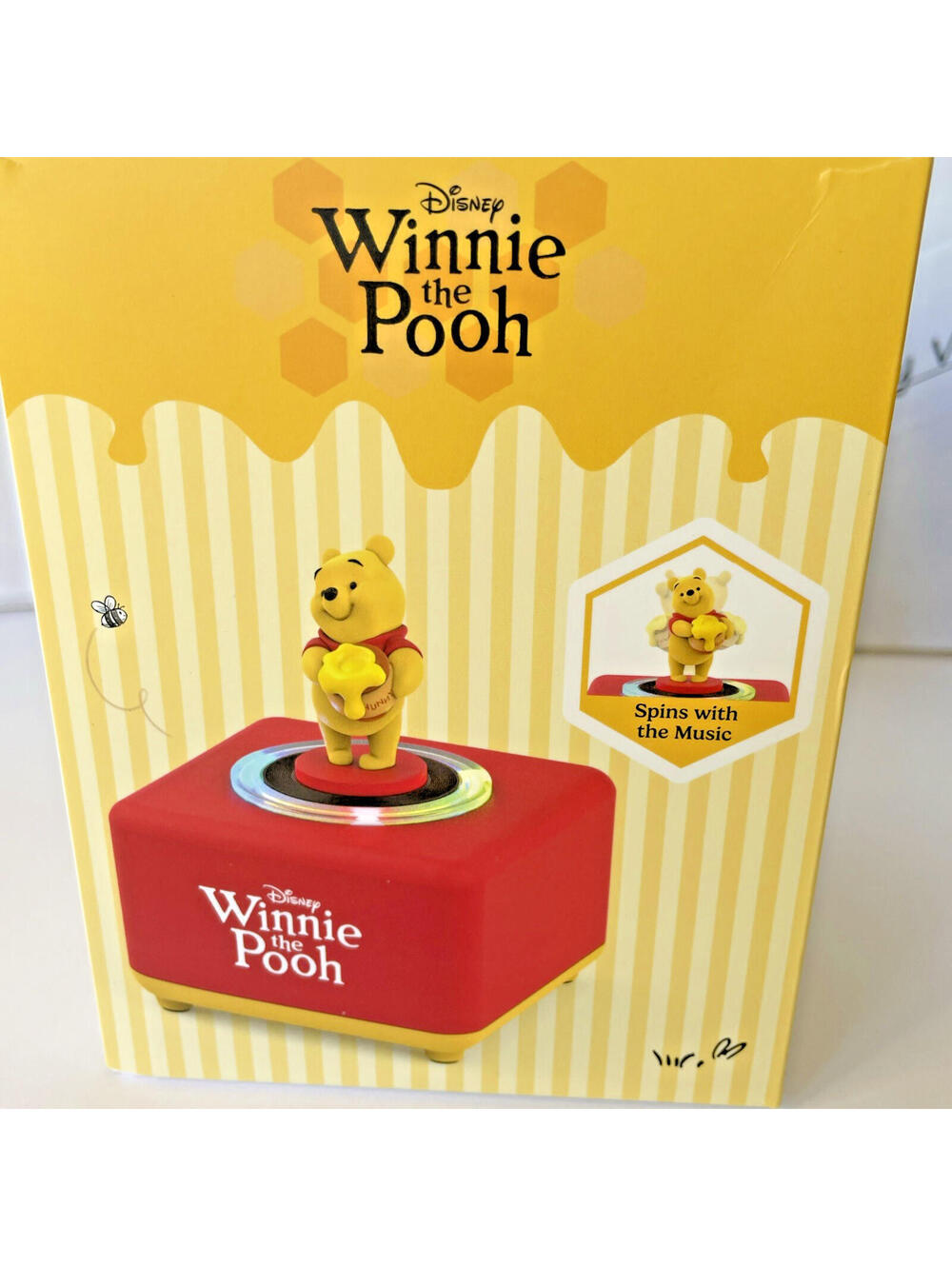 Disney Winnie the Pooh Spining Led Wireless Speaker